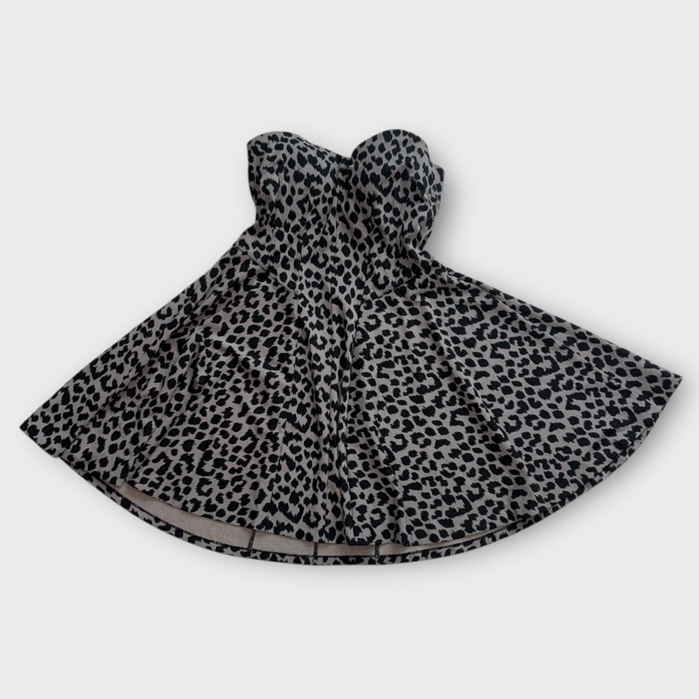 Victoria's Secret Women's Grey and Black Dress. Size 38C